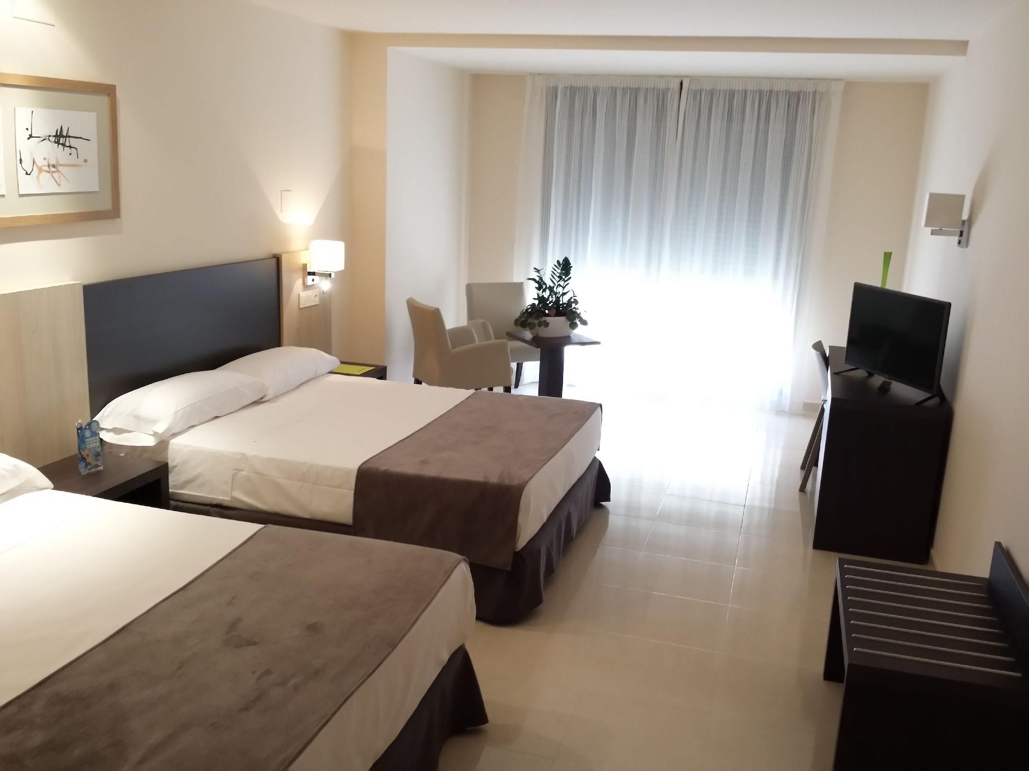 Hotel Adaria Бера Екстер'єр фото