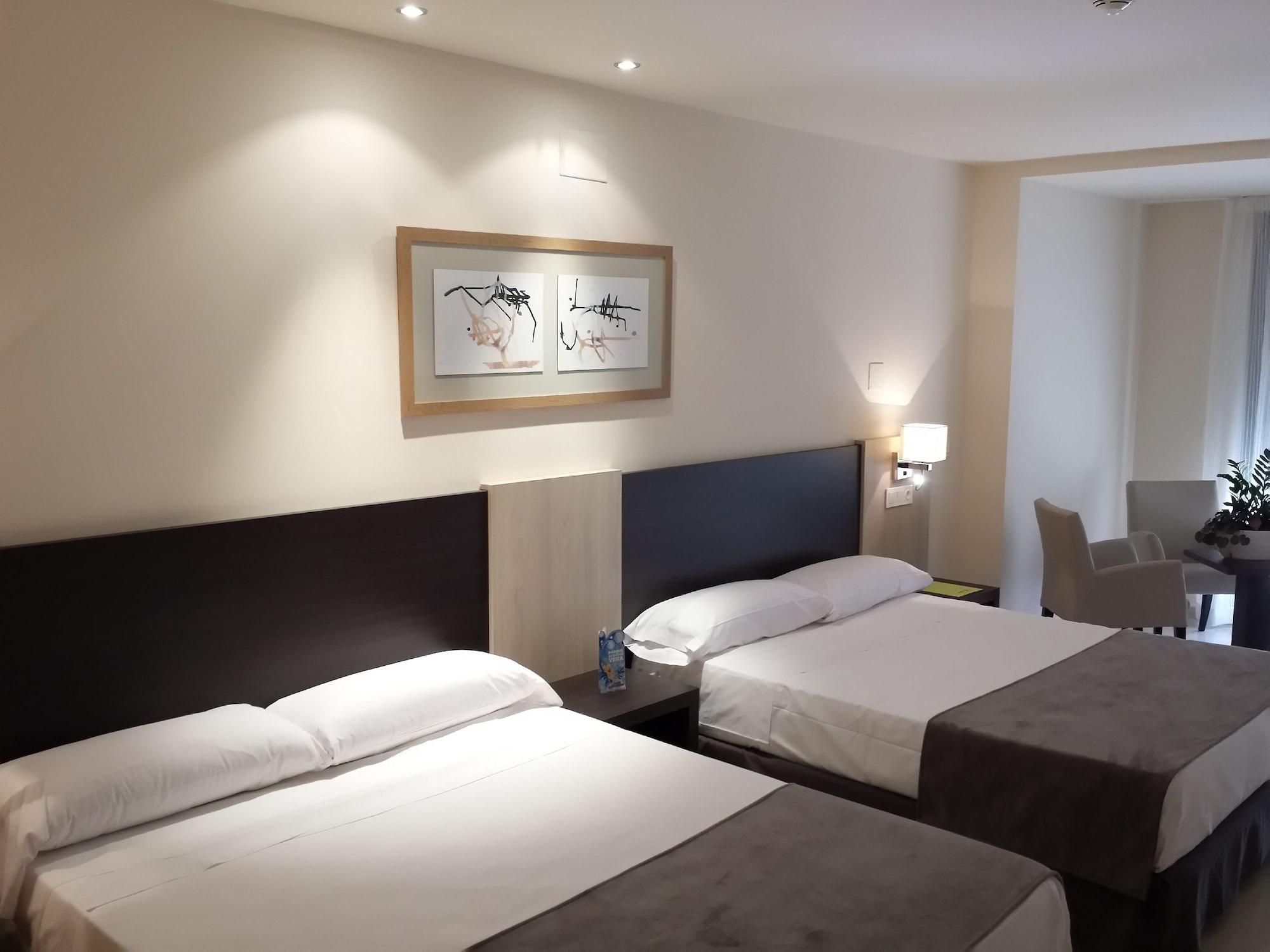 Hotel Adaria Бера Екстер'єр фото