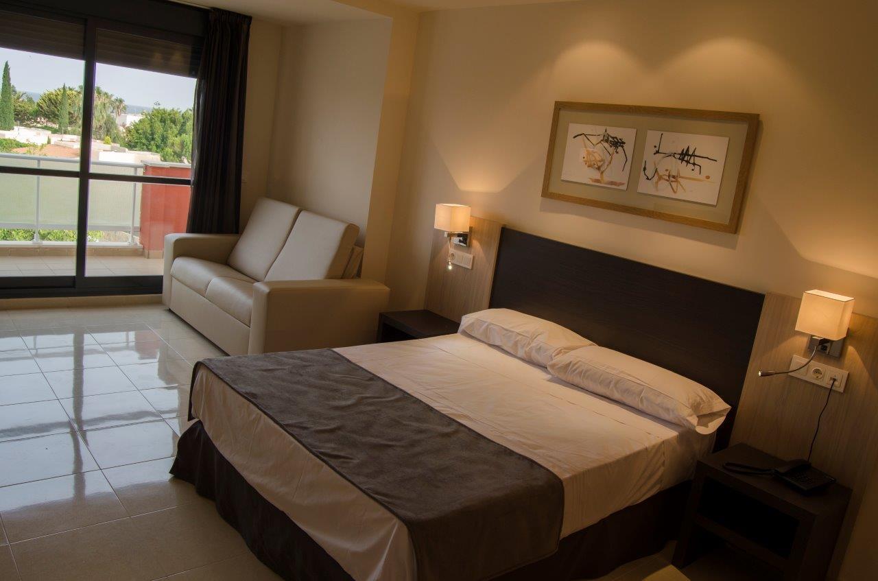 Hotel Adaria Бера Екстер'єр фото