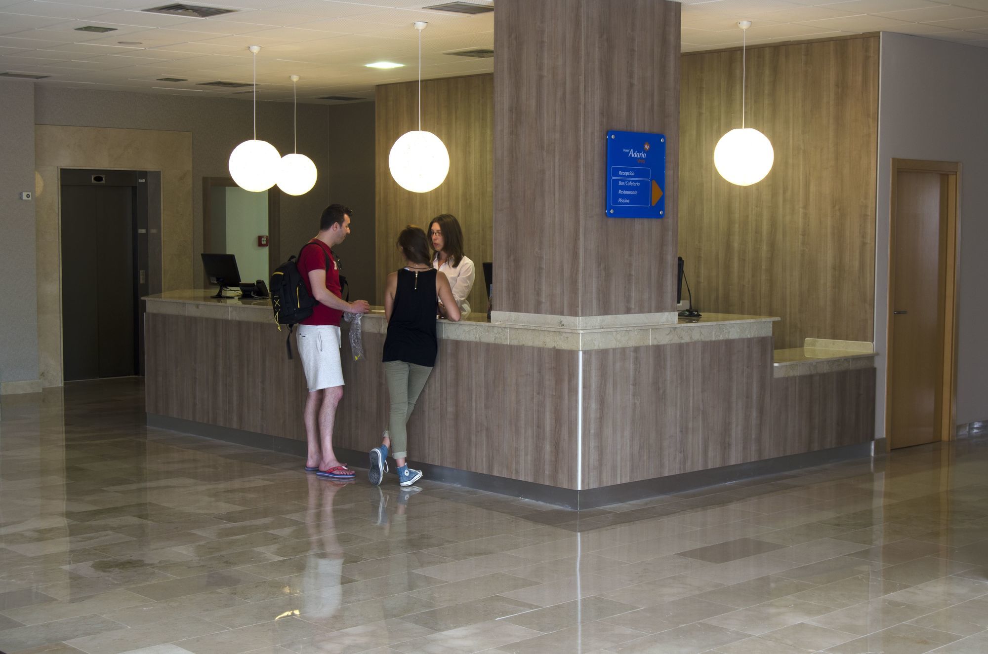 Hotel Adaria Бера Екстер'єр фото